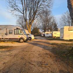 Der Platz hat sich gefüllt