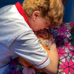 Even weer het mamagevoel laat boven komen bij dit 10 minuten oud kindje