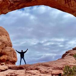 Dave looks like a midget