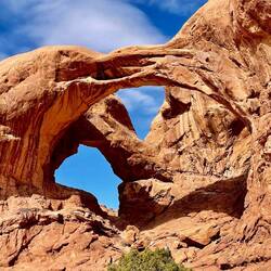 Its mind blowing how these arches are formed