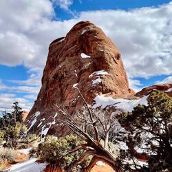 Heading towards Pine Tree Arch