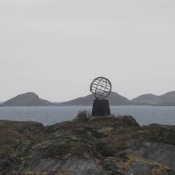 Arctic circle market