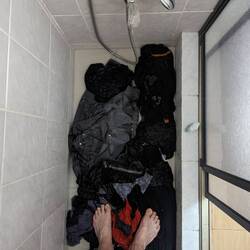 Wäsche waschen in der Dusche 😀