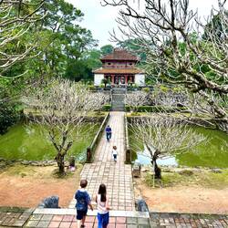 Tombeau de l'empereur Minh Mang (1841)