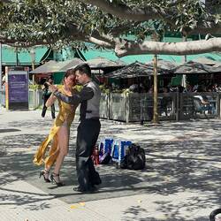 TANGO EVERYWHERE IN THE STREETS