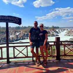 Zu Besuch beim eindrücklichen Khonephapeng Wasserfall