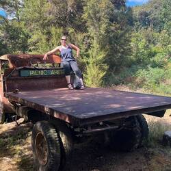 Und ich hab mir auch endlich mal ne vernünftige karre zugelegt 🤪