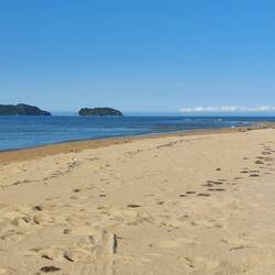 Badestrand um die Ecke😀