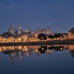 Avignon am Abend
