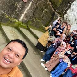 Le monsieur : 👹😂