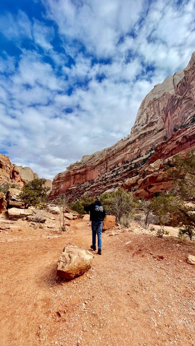 The start of the Grand Wash trail