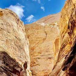 Getting into The Narrows of the trail