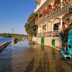 Direkt beim Restaurant mit dem Kanu starten, wo kann man das sonst?