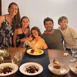 On souffle les bougies en visio-famille 🎂