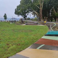 Und natürlich darf hier ein rieeesen Spielplatz nicht fehlen ;)