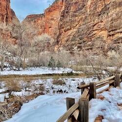 The trail to the Narrows