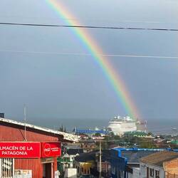 Regenbogen am Kreuzfahrtschiff