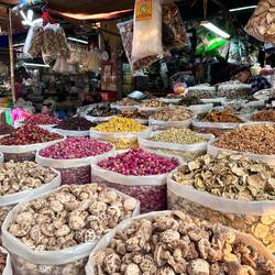 Marché couvert Binh Tay