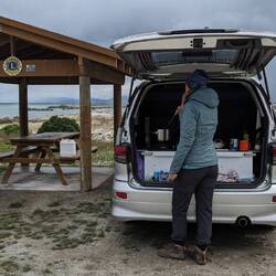 Kochen im Mini Camper