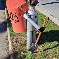 Und noch mehr... Ach ne, das ist ein Mülleimer. 😅