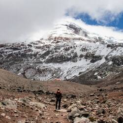 Schritt für Schritt nähern wir uns dem Riesen