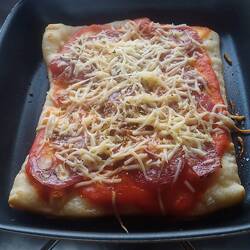 Zum Abschluss Pfannenpizza 🍕