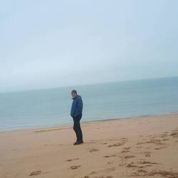 Auch bei Nieselregen kann man an den Strand