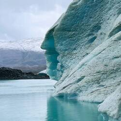 Gesichter im Eis