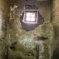 So sah es früher aus. Jetzt ist jede Zelle ein Ausstellungsraum.