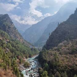 Noch ein schöner Berg (Cholatse & Taboche, 6334 & 6495m)
