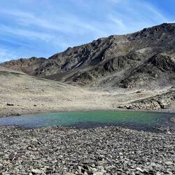 Die mini Lagune, gerade von der Sonne bestrahlt