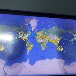 Unglaublich, wie viele Flugzeuge unterwegs sind...