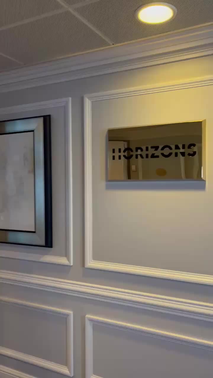 Horizons Lounge on Deck 10
