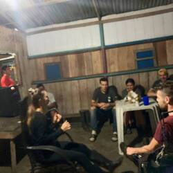 Die Bar öffnet extra für uns