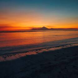 Blick auf Bali. Noch vor wenigen Tagen waren wir auf einem der Vulkane wandern