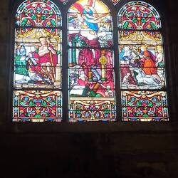 Fenster aus dem 16. Jh mit den Stiftern als Dank