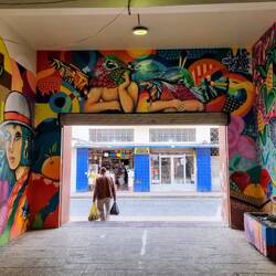 Ein-/Ausgang der Markthalle