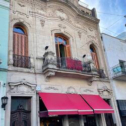 Auch hier findet man immer wieder schöne Häuserfassaden.