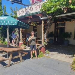 Had to stop at the Ovens pub for lunch. Bridget & I stayed here in 2003