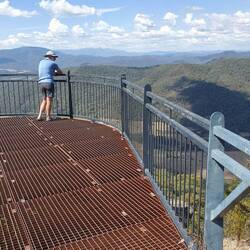 Just look at where Leigh is standing (feeling weak at the knees but unable to resist the views!)