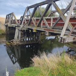 Hinnomanjie hand hewn wooden truss bridge from 1910