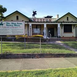 Corryong's homage to The Man from Snowy River