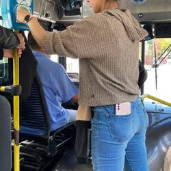 Nur wir achten auf unsere Handys! Die Argentinier haben ihre immer in der hinteren Hosentasche...