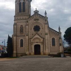 Kirche war schon zu, sieht aber nett ais