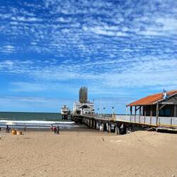 Heute ist der Strand nur mässig besucht.