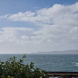 Im Hintergrund die Isle of Skye