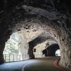 Swallow Grotto