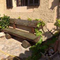 Unsere "Kussbänkli" steht bereits am richtigen Ort