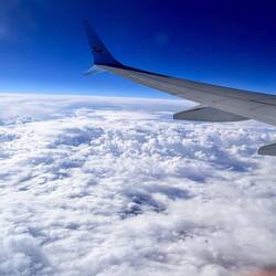 über den Wolken ...☁️☁️☁️