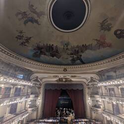 El Arteno theatre/library